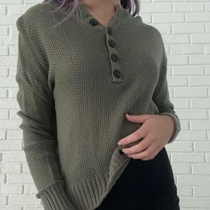 american eagle sweater !!